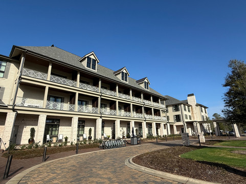 Camp Creek旅店主图