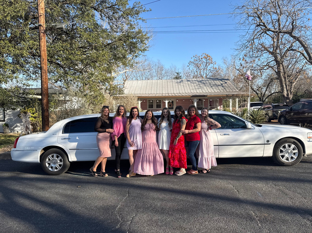 Creekstreet Wine Tours, Inc.-弗雷德里克斯堡必去景点