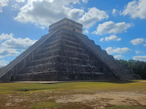 奇琴伊察旅馆主图