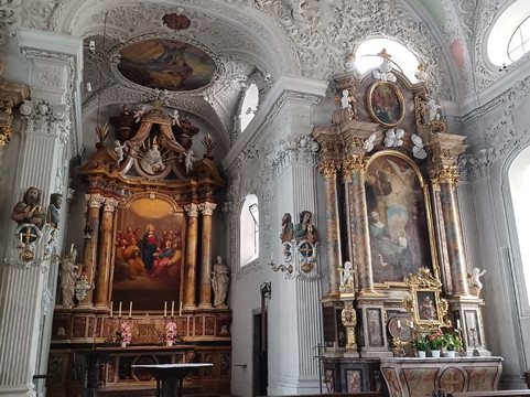 Spitalskirche-茵斯布鲁克必去景点