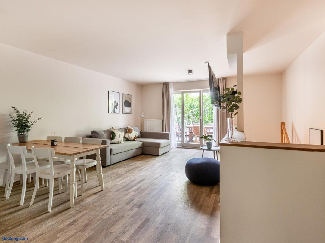 Limehome Berlin Schoenhouse City Street