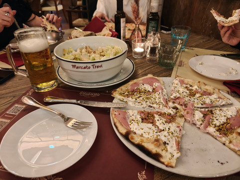 Comodo Mercato Trevi