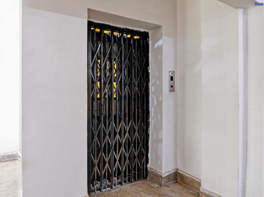 Flagship Hotel Red Rose Near Noapara Metro Station
