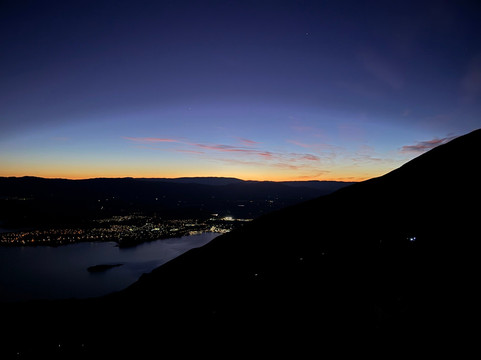 罗伊峰步行道-瓦纳卡必去景点