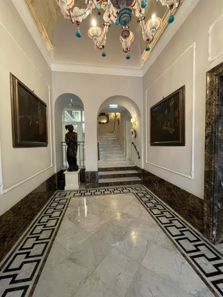 戈梅里诺酒店-官方