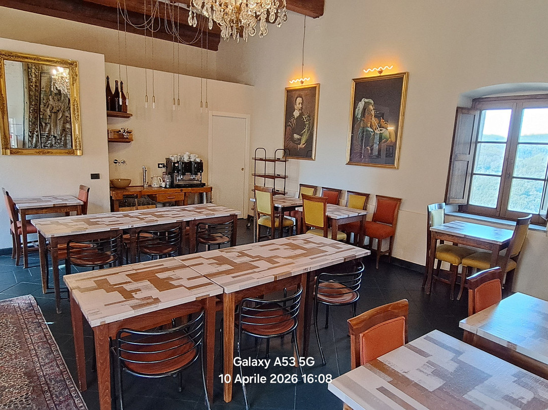 德拉福特佳酒店主图