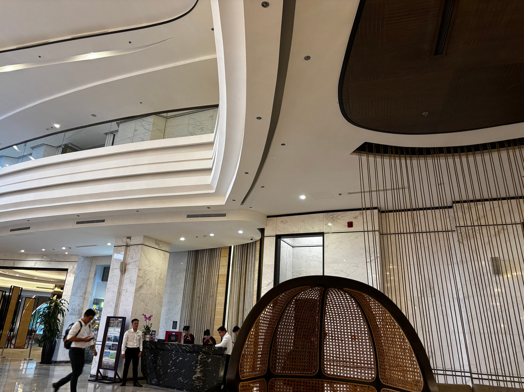 南会安温佩高尔夫度假酒店主图