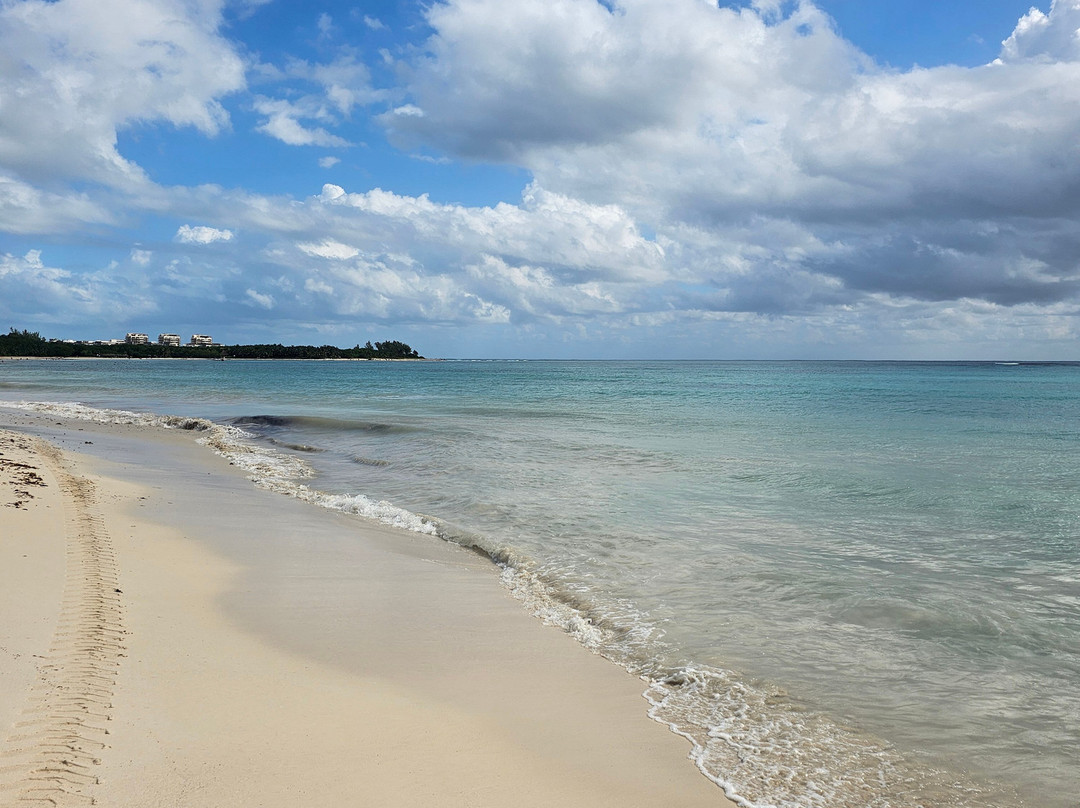 Playa Punta Esmeralda-普拉亚德尔卡曼必去景点