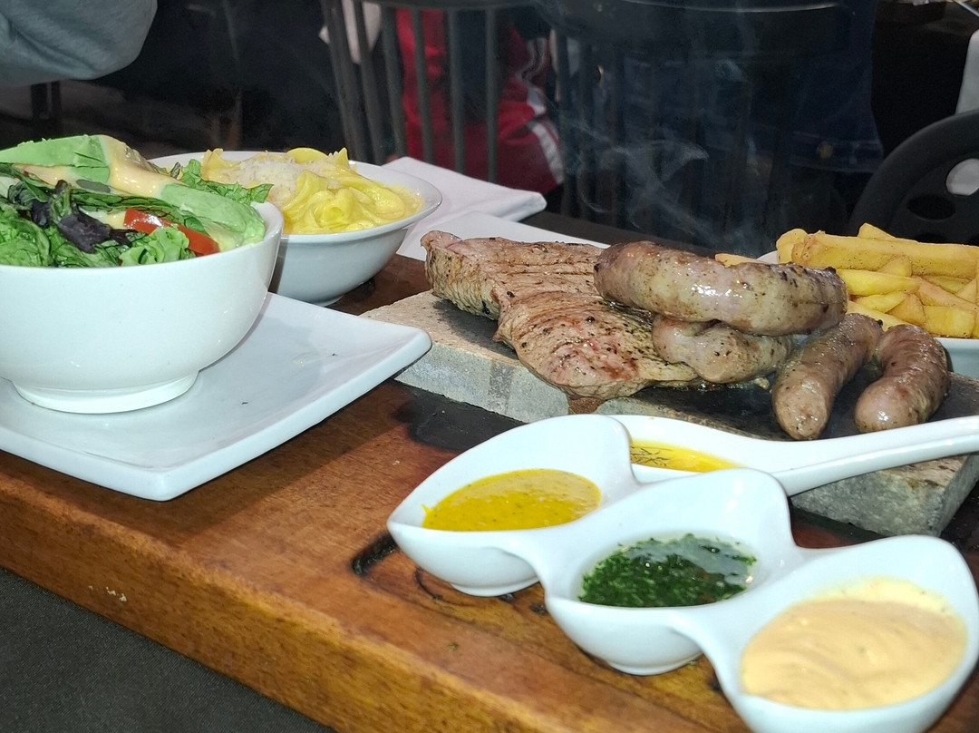 Orégano Carnes & Parrillas
