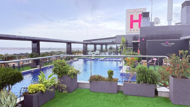 多纳蒙斯酒店-旅行者