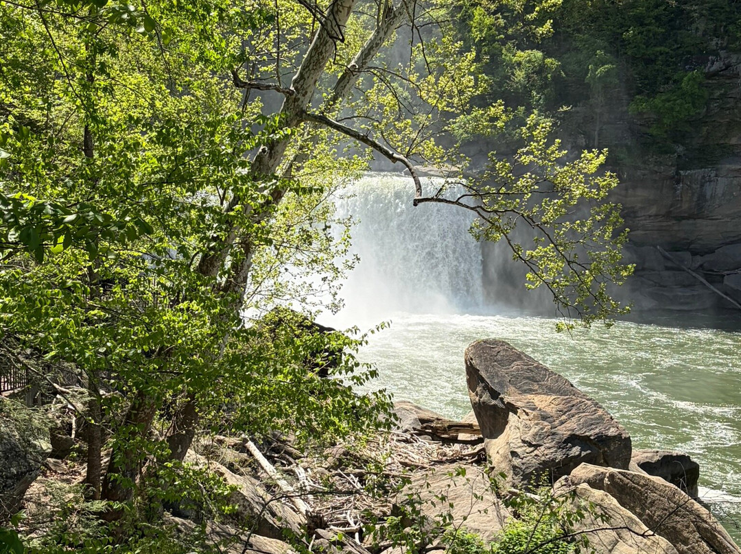 Cumberland Falls State Park-Corbin必去景点