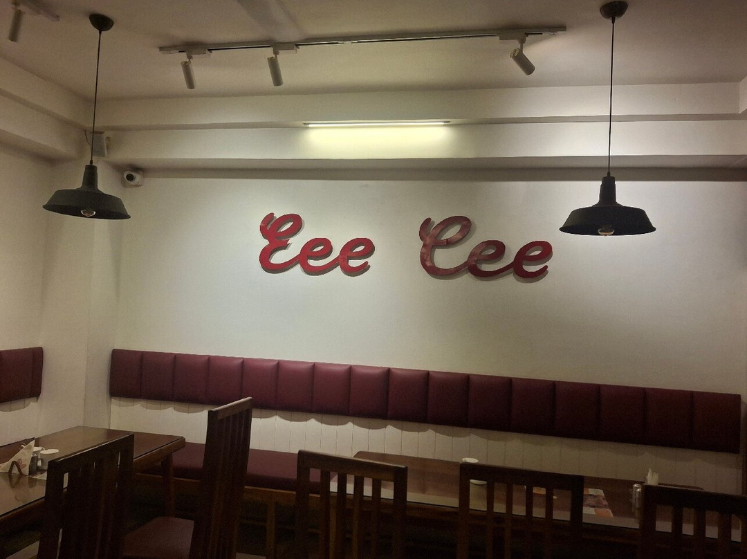 伊思酒店主图