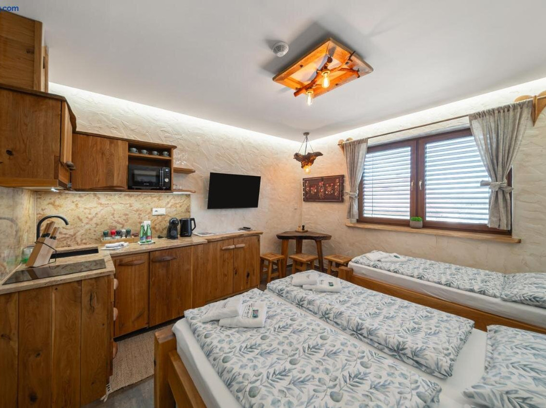 Antonio Apartments