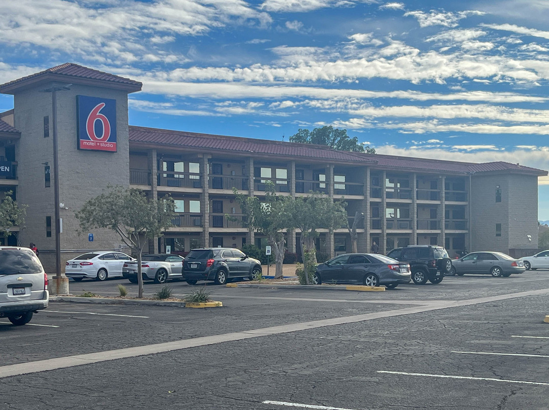 Motel 6 Victorville Green Tree Bvld