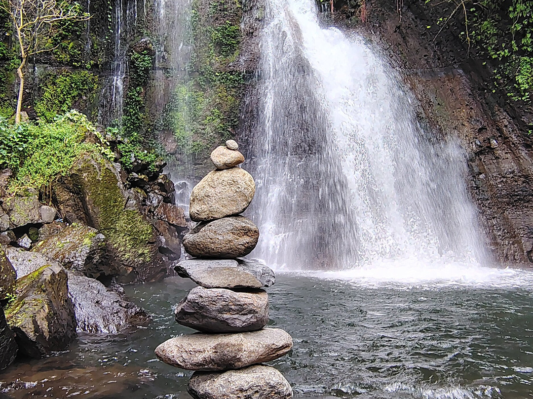 Mangalia Waterfalls-阿鲁沙必去景点