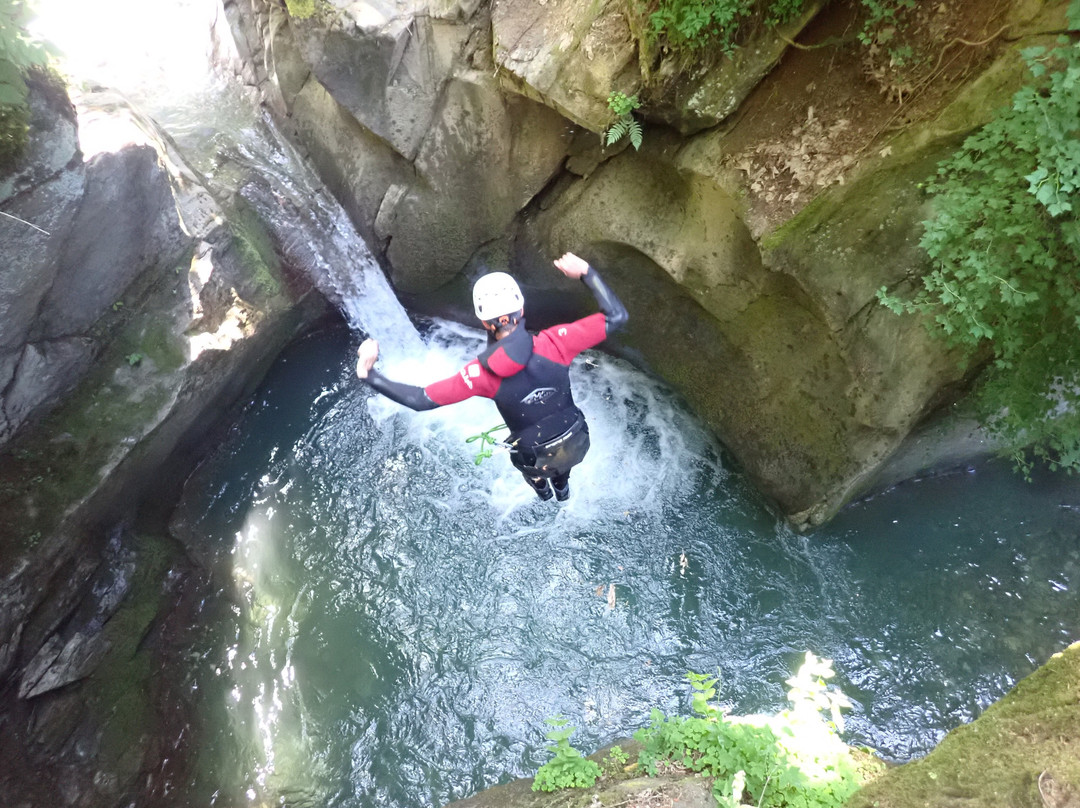 Pure Canyoning