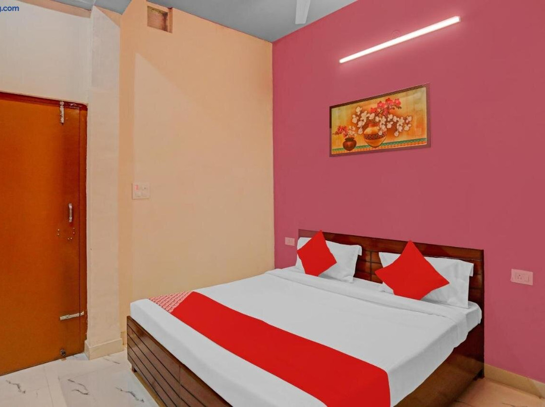 Oyo 87294 Pari Hotel