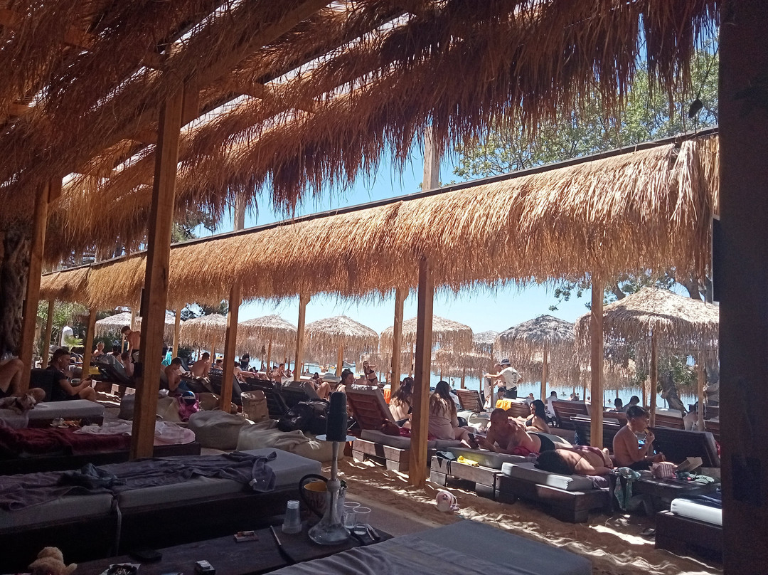 Pachis Beach Bar-Skala Rachoniou必去景点
