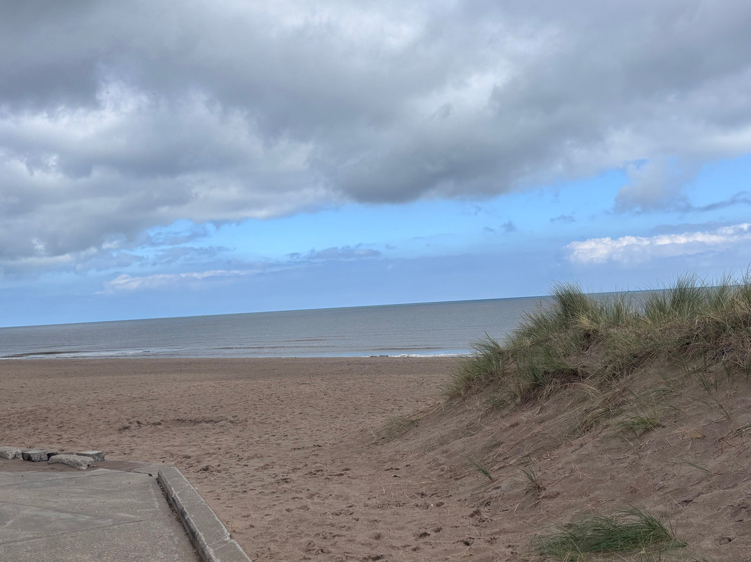 Huttoft Car Terrace Beach-Huttoft必去景点