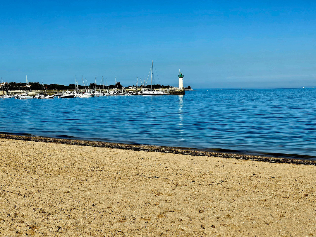 Plage de l'Arnerault-La Flotte必去景点