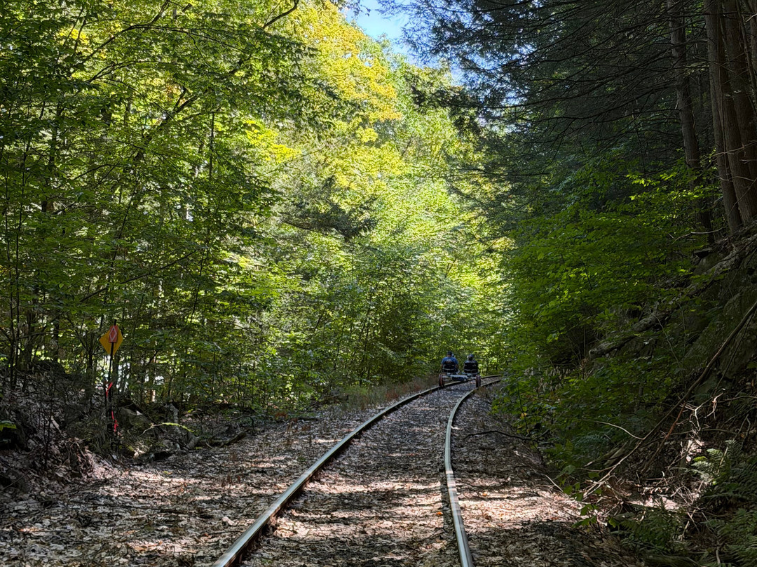 Revolution Rail Co. Hadley-Hadley必去景点