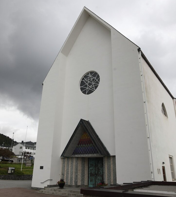 Molde Cathedral-莫尔德必去景点
