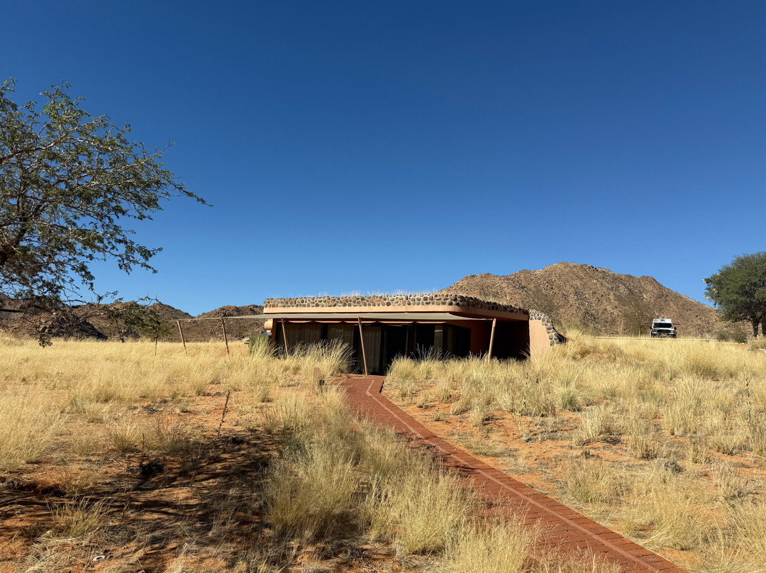 Barkhan Dune Retreat主图