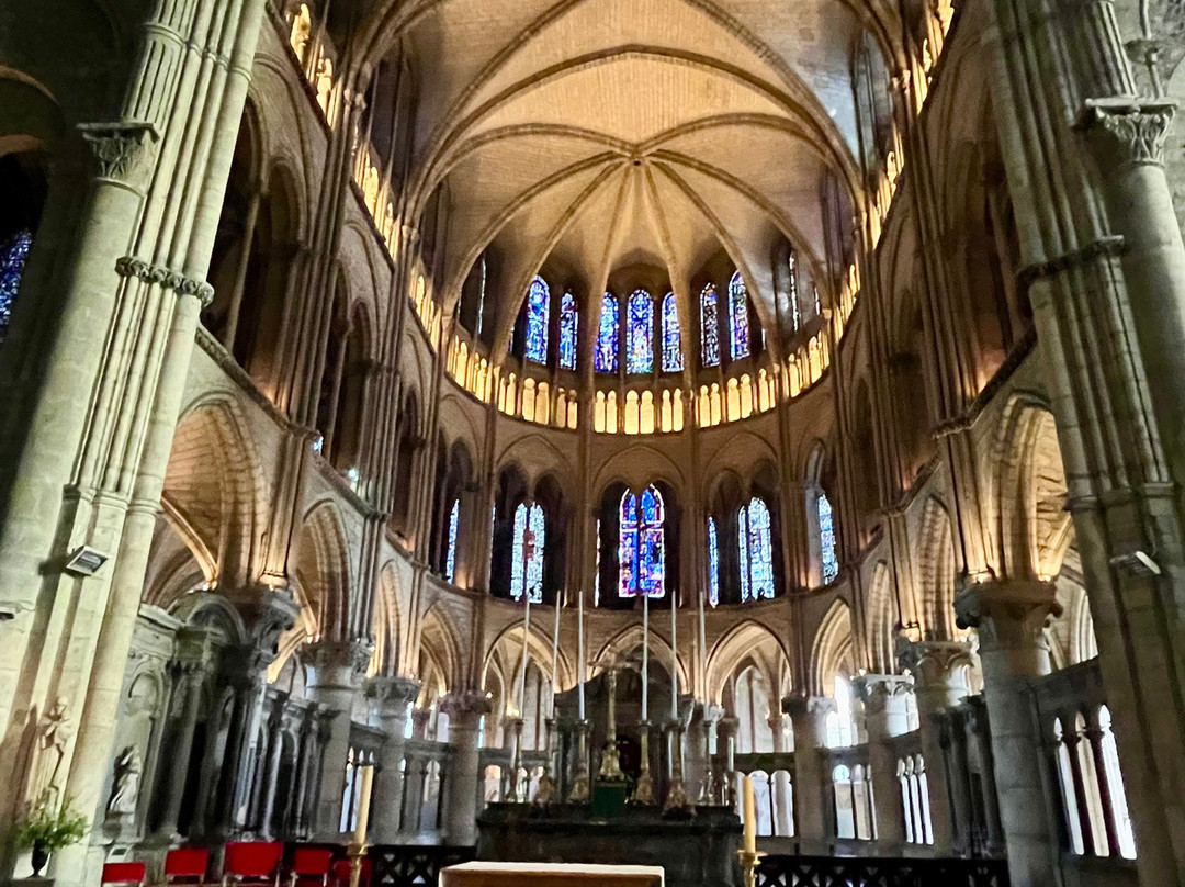 Basilique Saint-Remi-兰斯必去景点