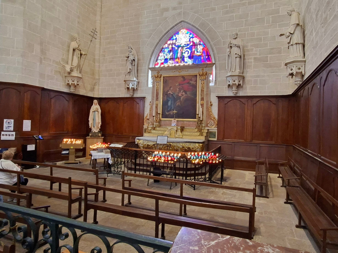 Cathedrale Saint Pierre-瓦讷必去景点