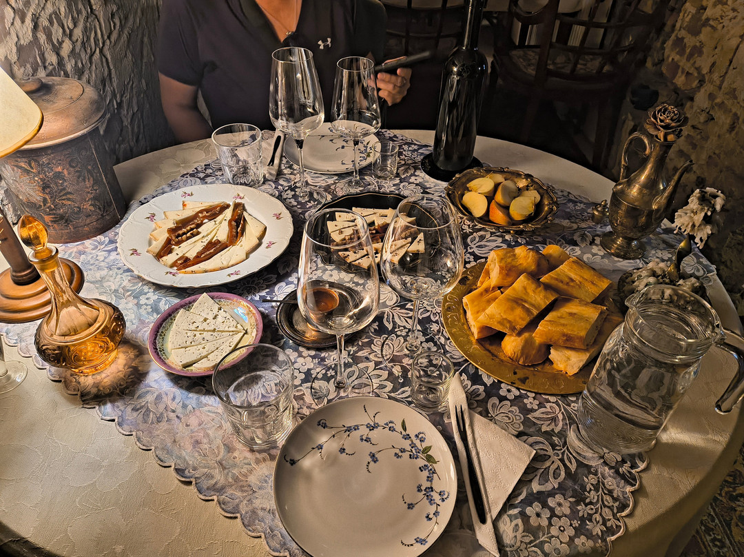 Odlisi Cheese Bar
