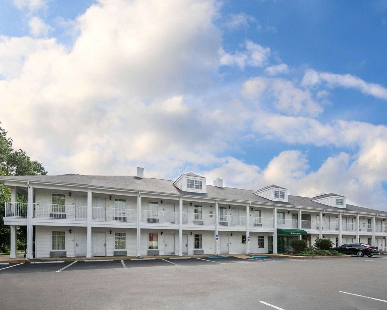 Quality Inn-官方
