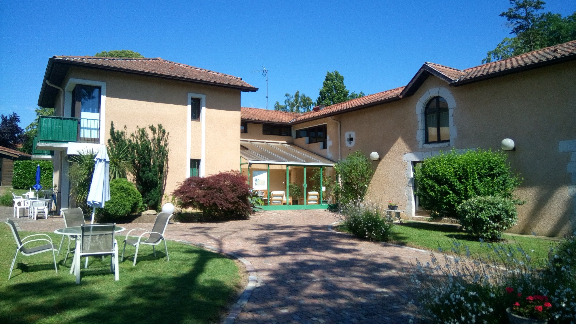 Hôtel Studios Les Acacias-浴室