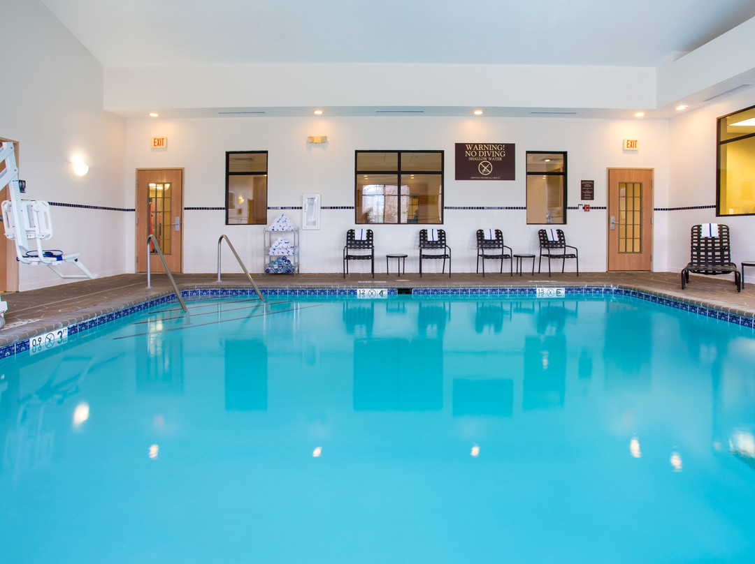 Holiday Inn Express & Suites Martinsville-Bloomington Area by IHG主图