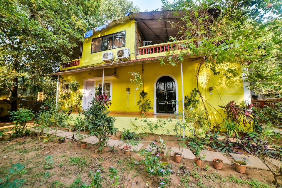 OYO 28703 Hidden Homes