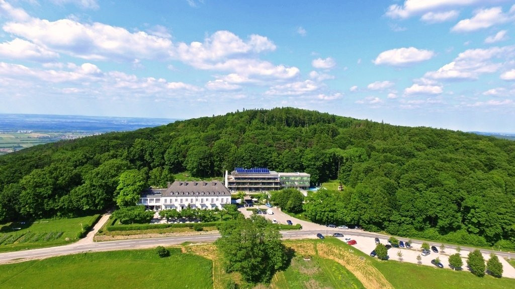 毛鄂溪酒店住宿-Berghotel Tulbingerkogel