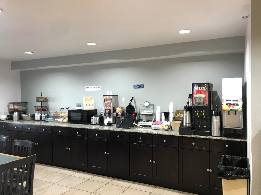 Quality Inn Albuquerque East I-40 Juan Tabo Exit主图