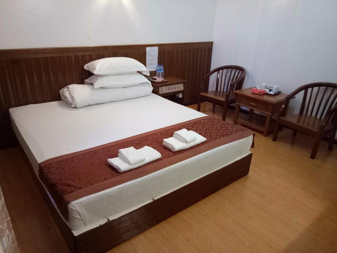 Two Dragons Hotel-官方