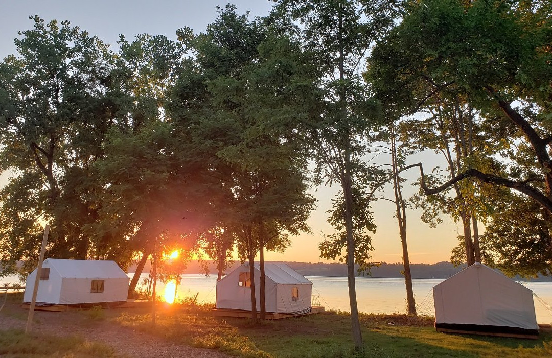 Hutton Brickyards主图