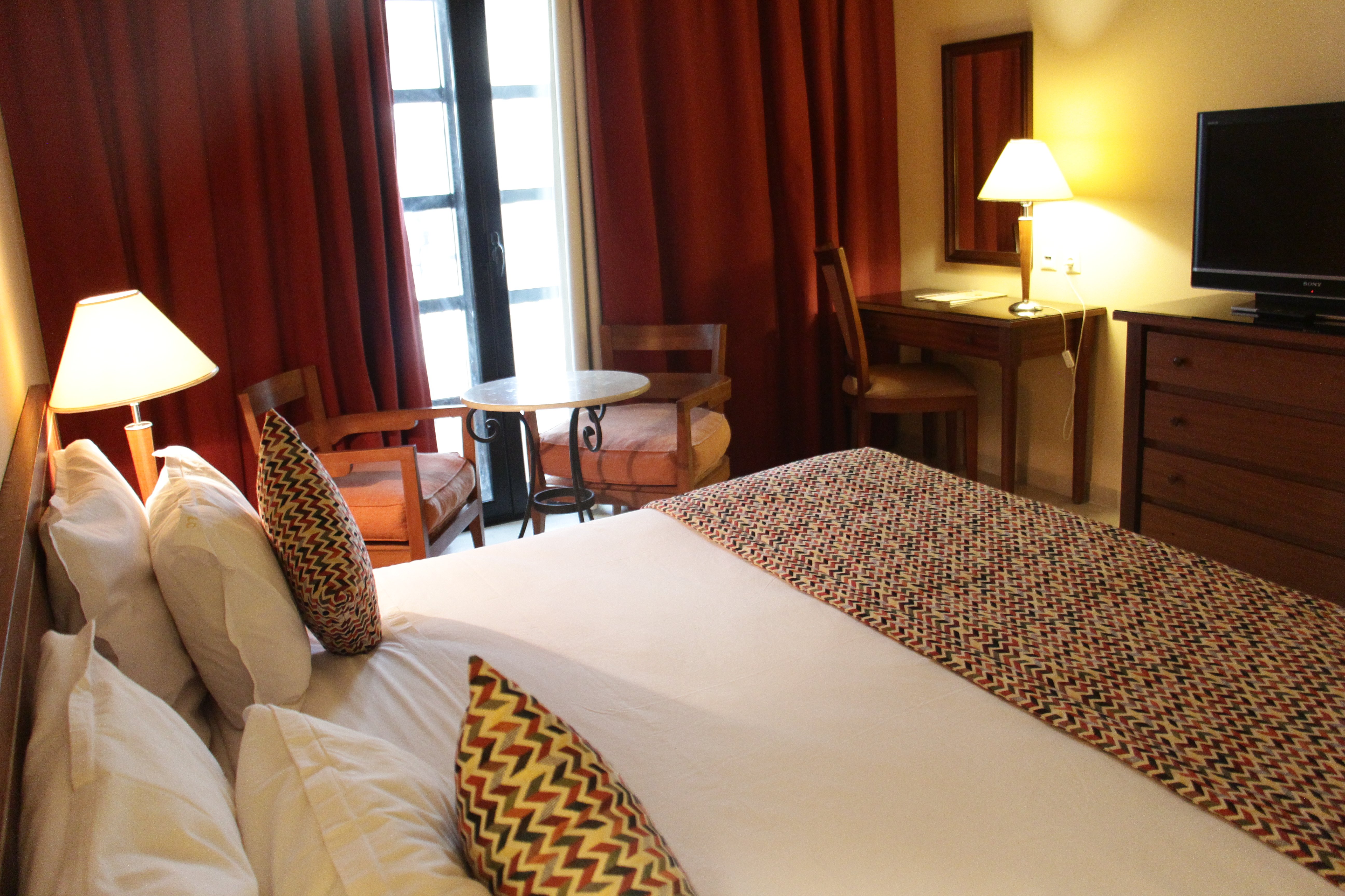 Hotel le Consul-官方