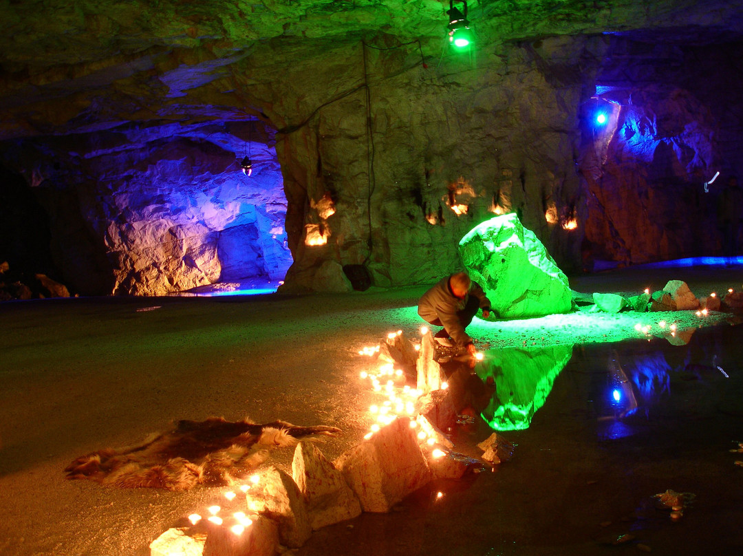 The Magic White Caves in Gudvangen景点图片