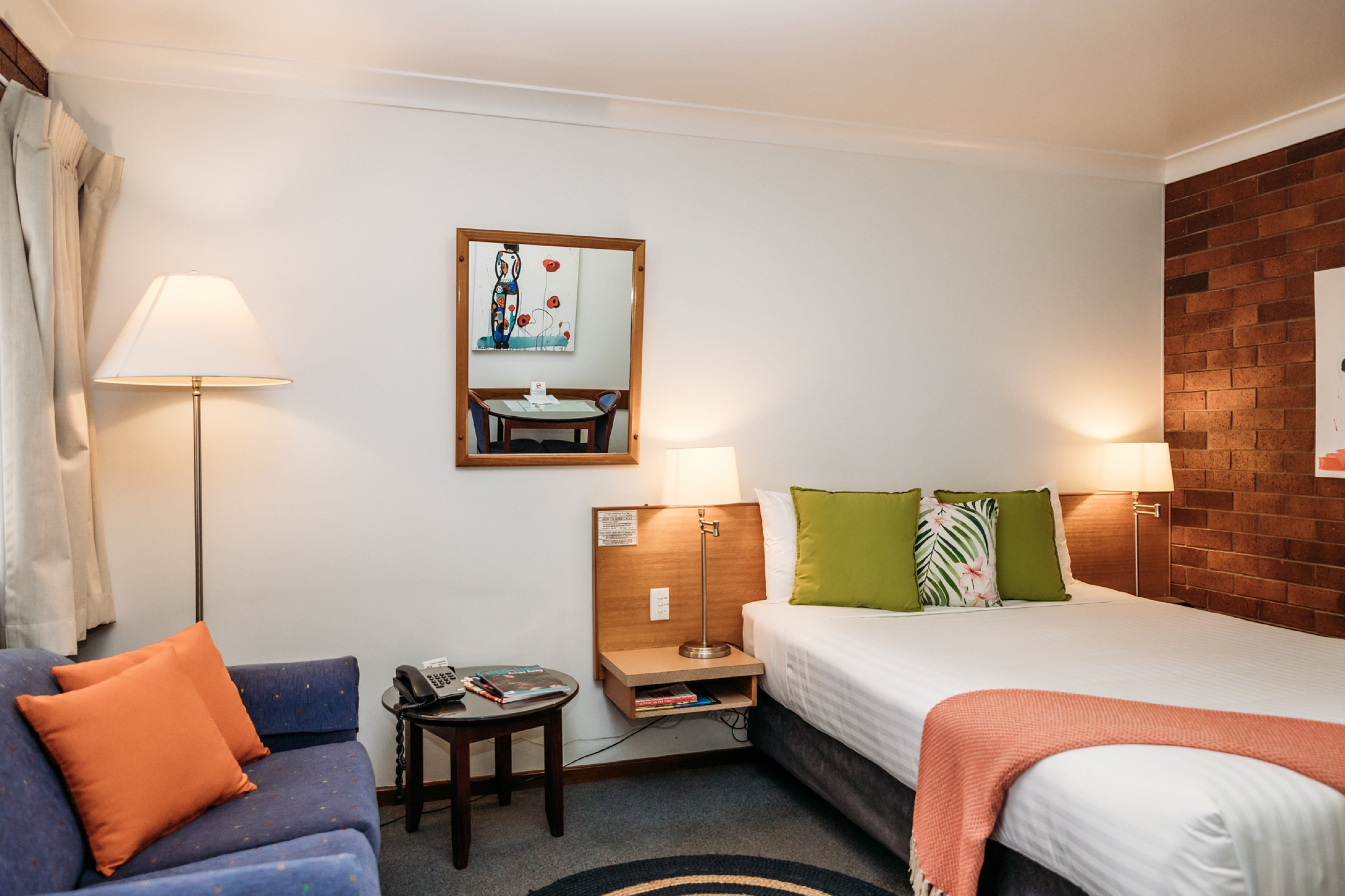 Country Pathfinder Motor Inn-官方