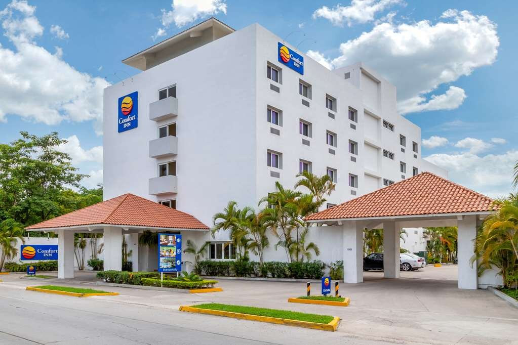 Comfort Inn Puerto Vallarta Golfside & Marina主图