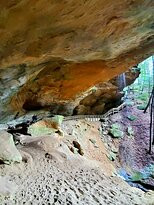Whispering Cave Trail-洛根必去景点