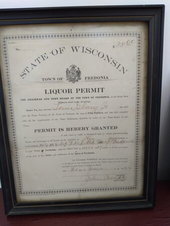 Glunz Family Winery & Cellars-帕索罗布尔斯必去景点