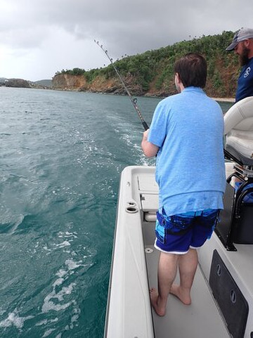 Charlie Mike Continue Mission Charters-圣 托马斯必去景点