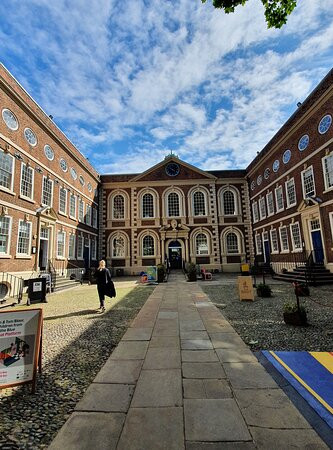 Bluecoat Display Centre-利物浦必去景点