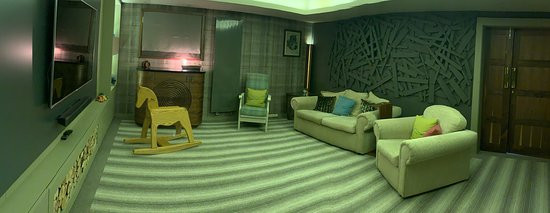 Mayela Redondo - Holistic Therapist-温德米尔必去景点