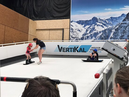 Vertikal Indoor Snow Sports-堪培拉必去景点