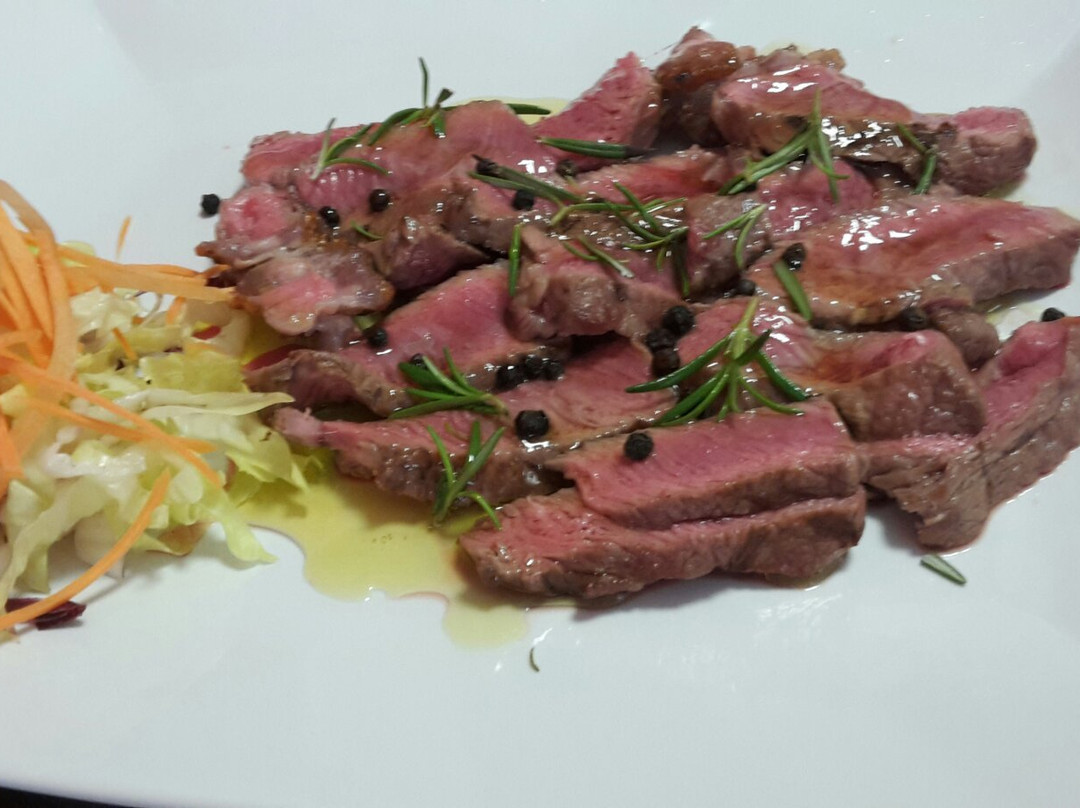 Montecchio della Pozzanghera餐馆和美食-Burger & Grill