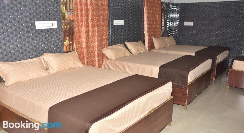 Hotel Senthil Aandavar